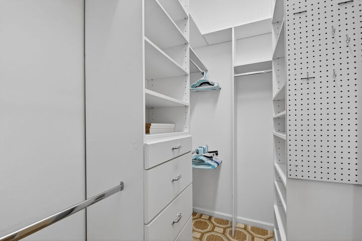 Property Photo:  8266 Sandpiper Glen Drive  FL 33467 