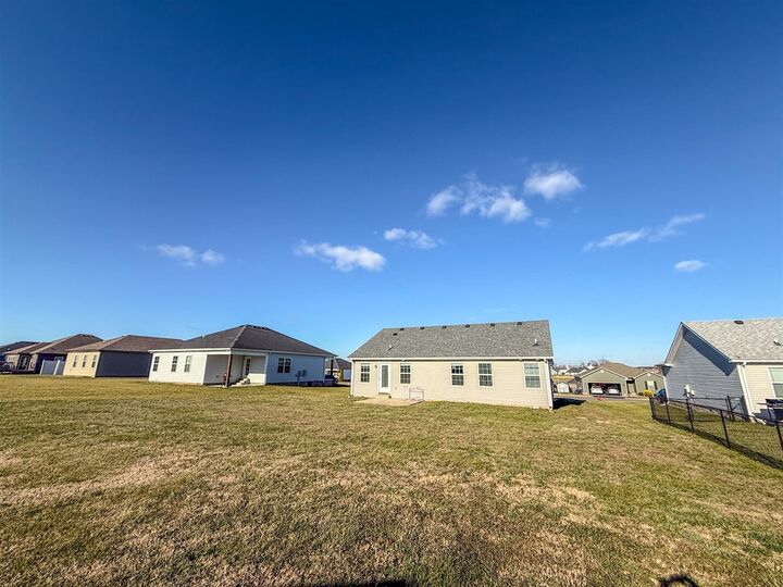 Property Photo:  113 Victoria Way  KY 42134 