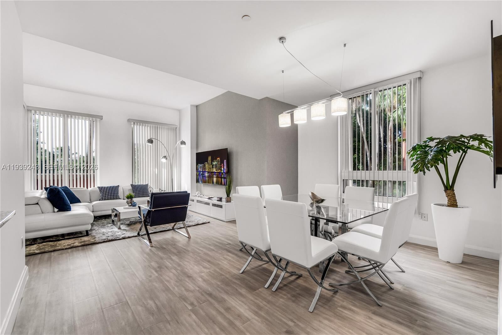 Property Photo: 785 Crandon Blvd 106 FL 33149