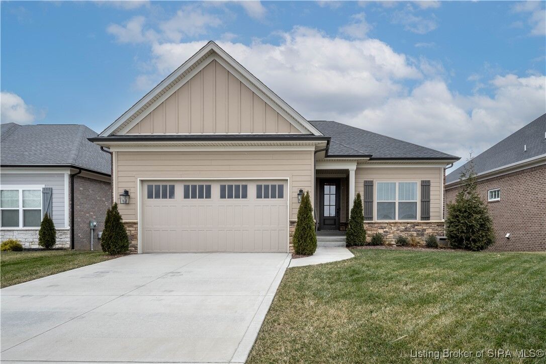 Property Photo:  1611 Greenbrier Pointe  IN 47126 