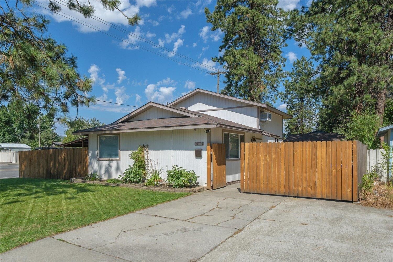 Property Photo:  10709 E 32nd Ave  WA 99206 