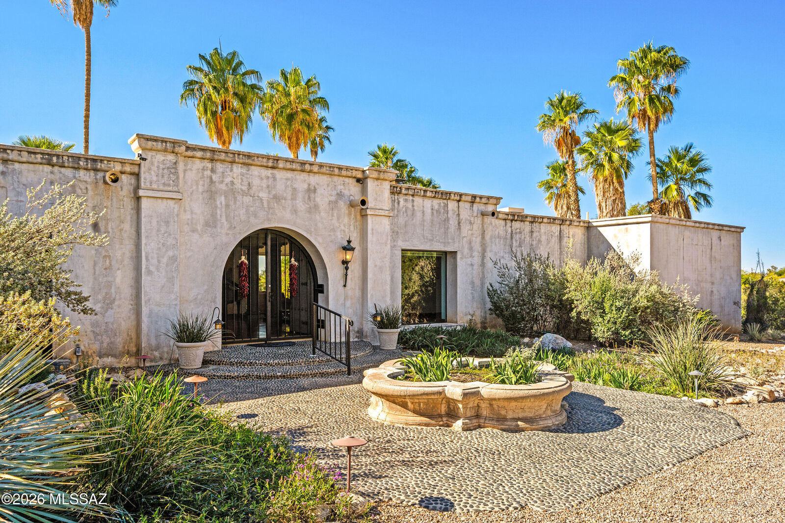 Property Photo:  2820 E Cerrada Los Palitos  AZ 85718 