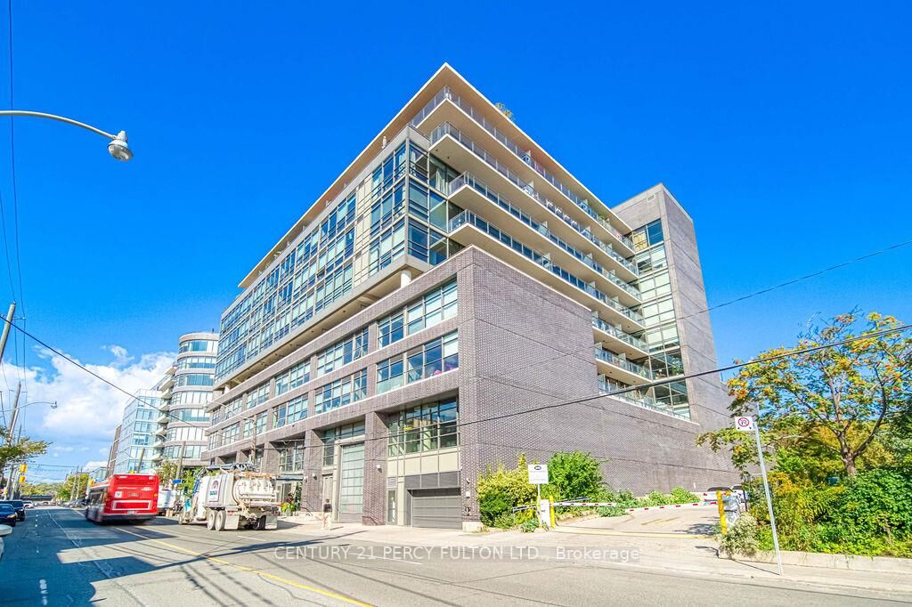 Property Photo:  319 Carlaw Avenue 816  ON M4M 0A4 