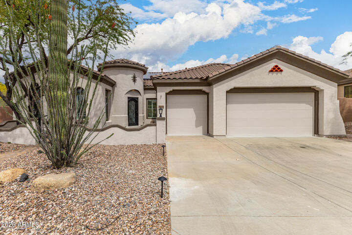 Property Photo:  1964 W Wayne Lane  AZ 85086 