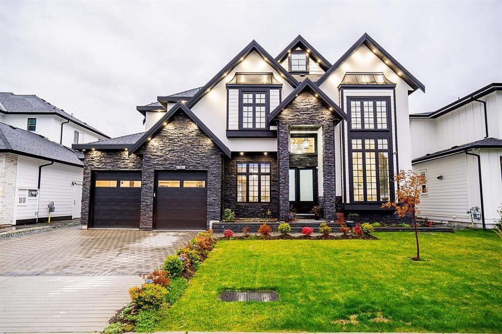 Photo de la propriété:  19718 33 Avenue  BC V3A 0N9 