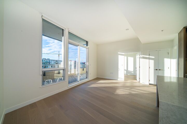 Property Photo: 5212 Cambie Street 506 BC V5Z 2Z7