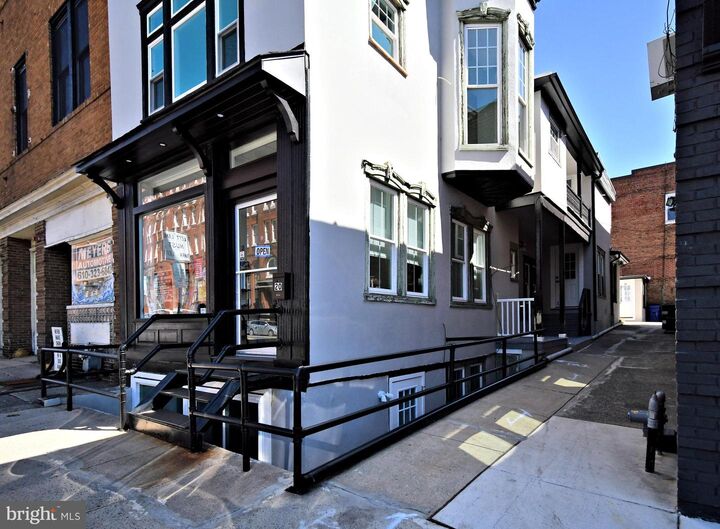 Property Photo: 20 S Hanover Street 1B PA 19464