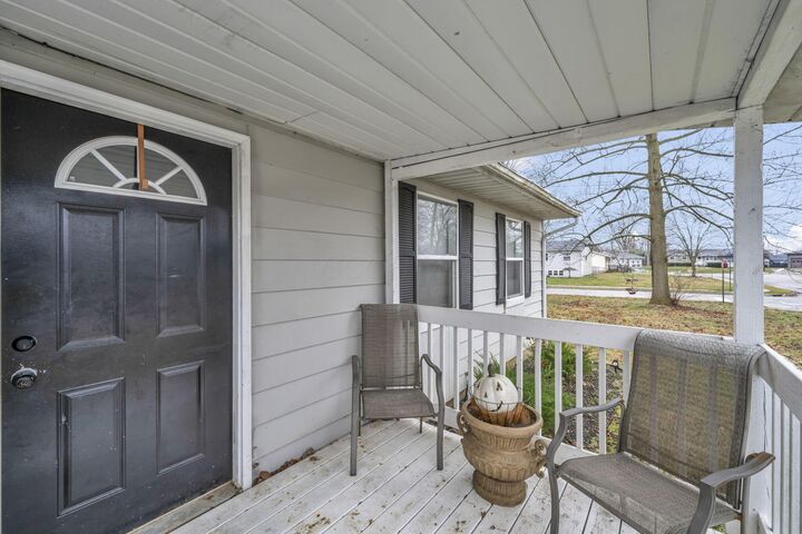 Property Photo:  123 Deerfield Place  OH 43015 