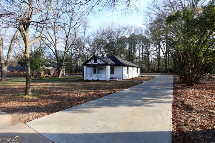 Property Photo:  1006 Church Street  GA 30655 