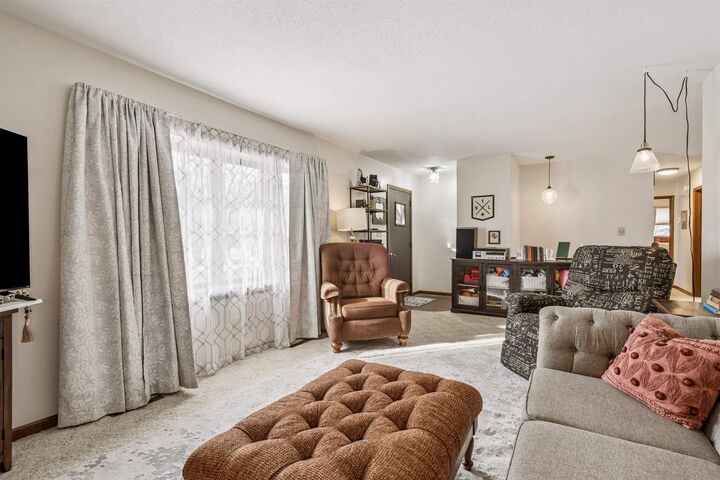 Property Photo:  106 23rd St. NW  IA 50677 