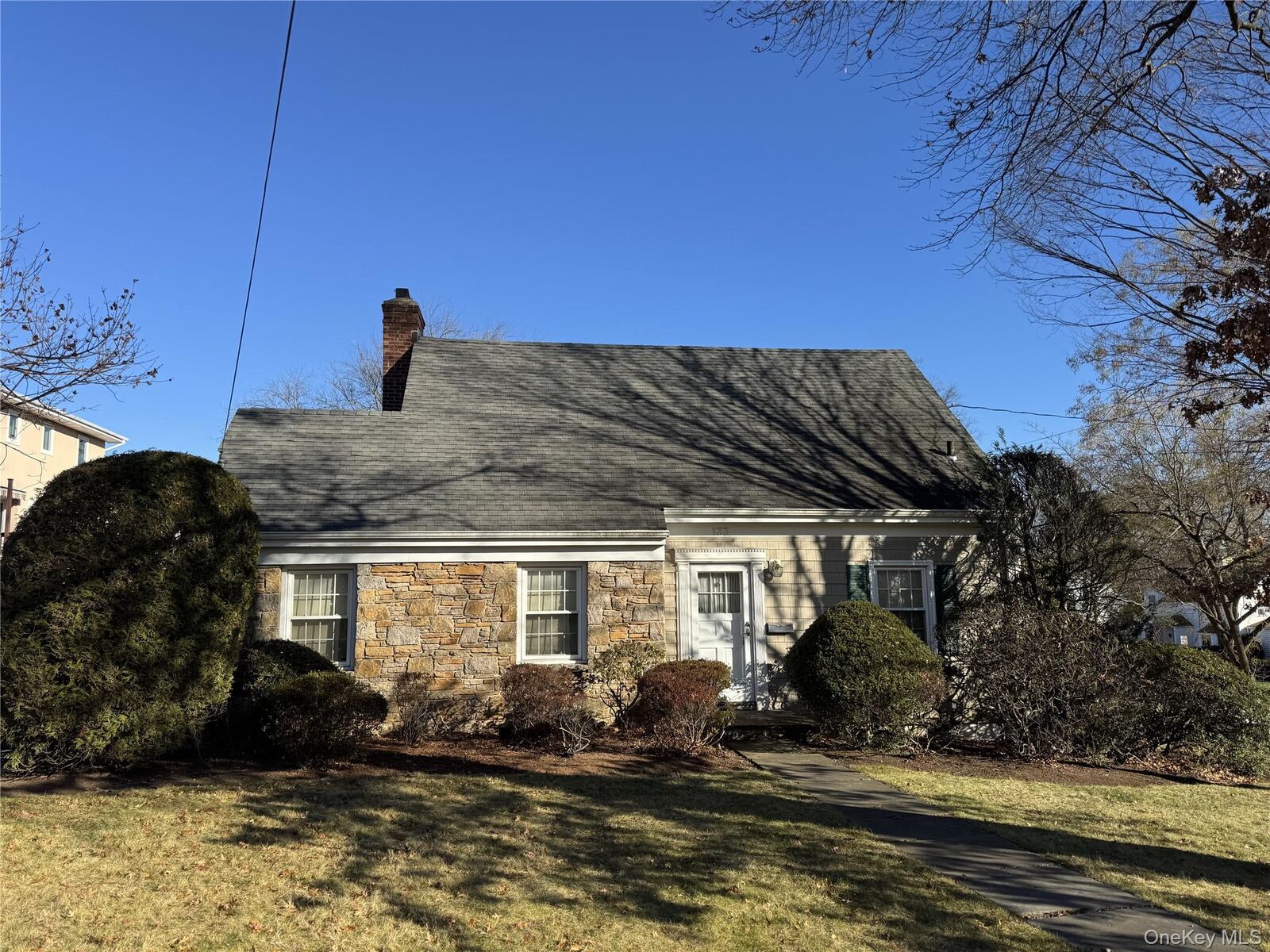Property Photo:  133 Hutchinson Boulevard  NY 10583 