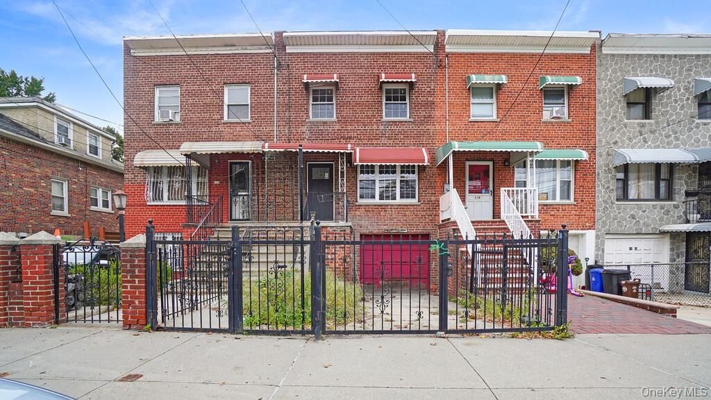 Property Photo:  1159 E 224th Street  NY 10466 