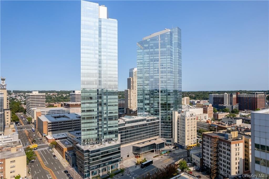 Property Photo:  1 Renaissance Square 10A  NY 10601 