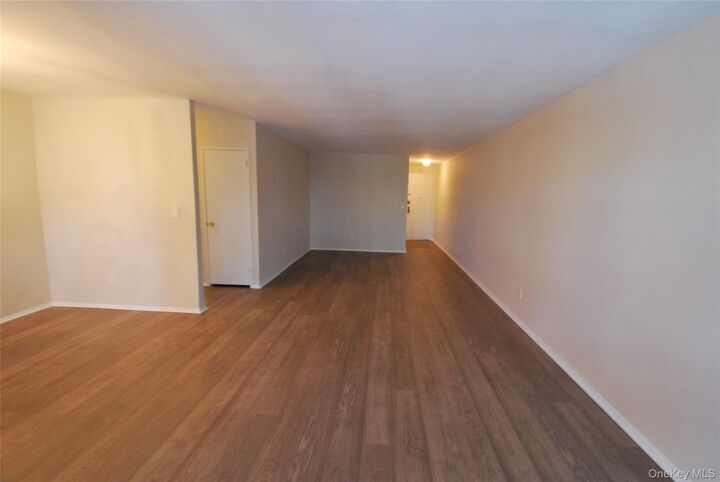 Property Photo: 16 Lake Street 3F NY 10603
