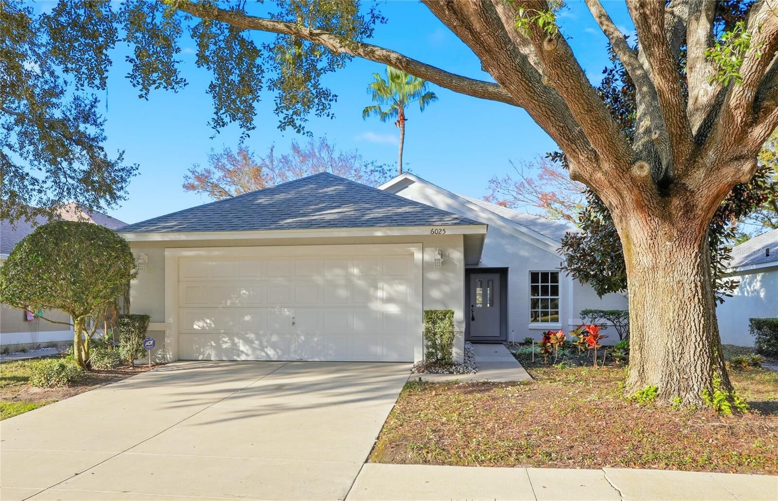 Property Photo:  6025 Spring Creek Court  FL 32757 