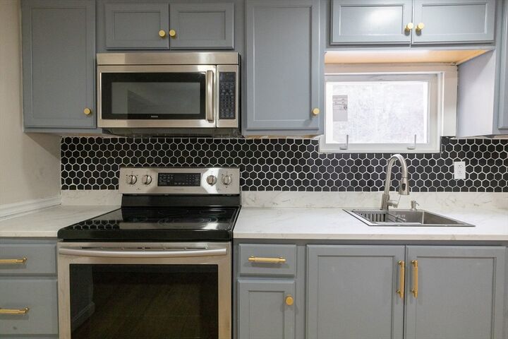 Property Photo:  145 Spruce St  MA 01475 