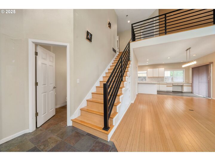 Property Photo:  6636 S Virginia Ave  OR 97239 