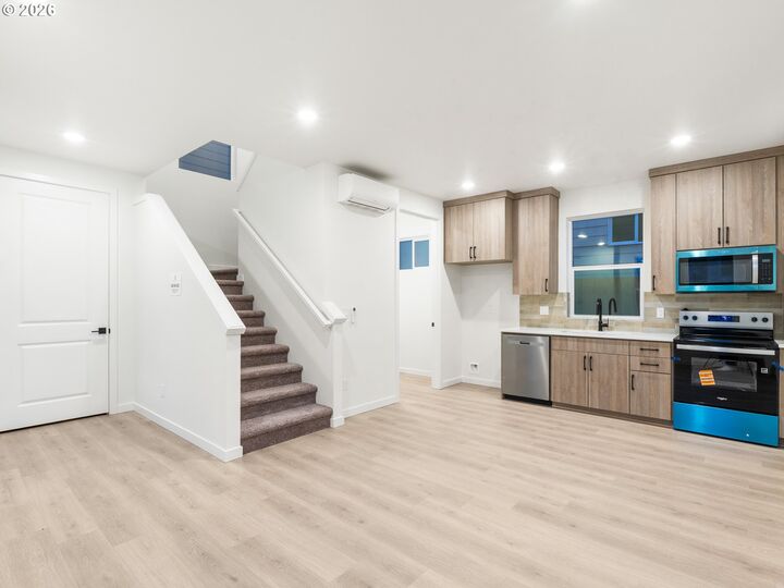 Property Photo:  8350 N Bank St  OR 97203 