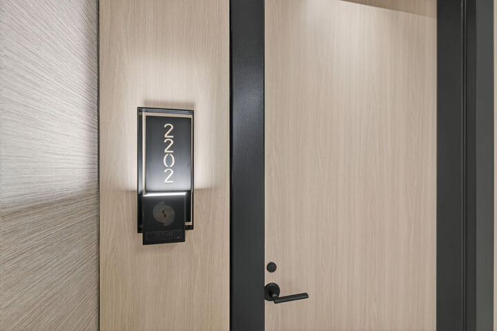 Property Photo:  153 N Seabreeze Boulevard 2202-S  FL 33304 