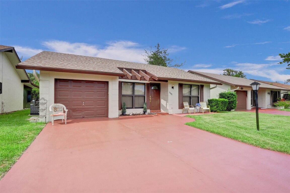 Property Photo: 2261 SW 15th Place FL 33442
