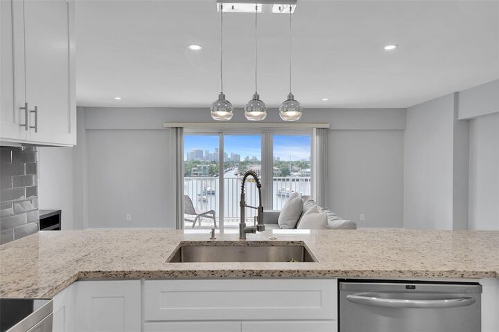 Property Photo: 95 N Birch Road 601 FL 33304