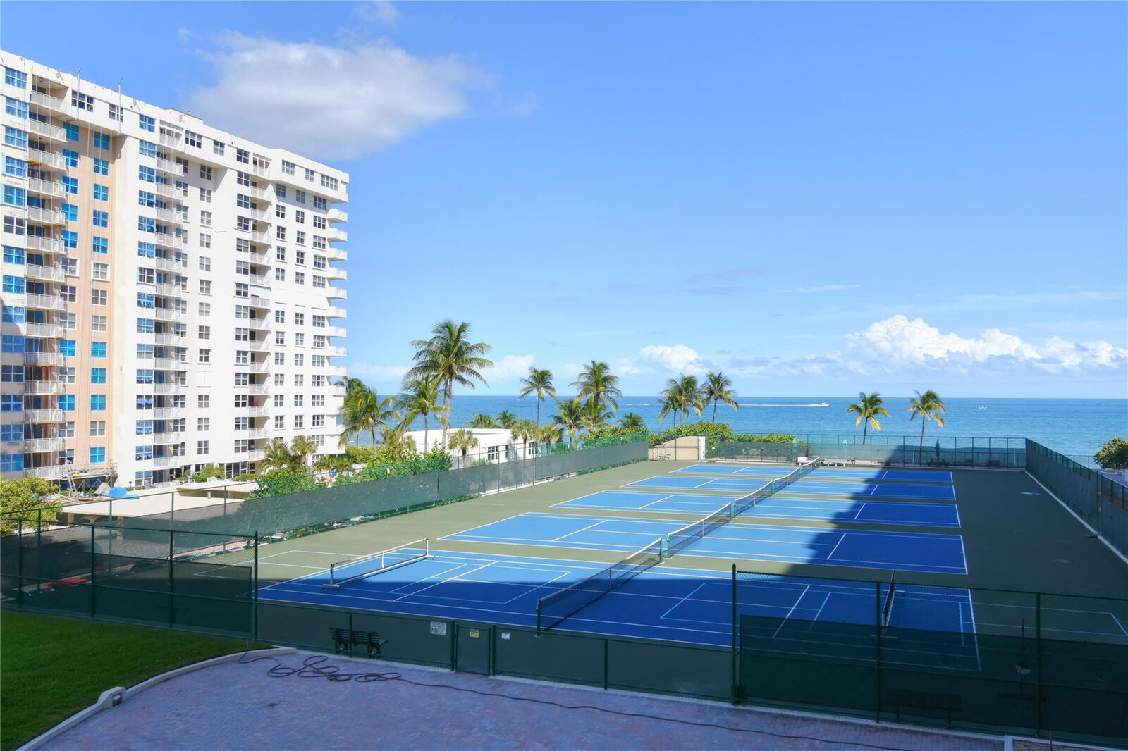 Property Photo: 5100 N Ocean Boulevard 516 FL 33308