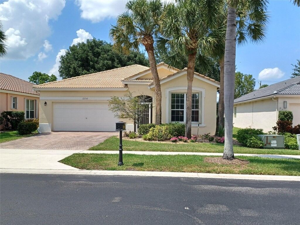 Property Photo: 12752 Coral Lakes Drive FL 33437