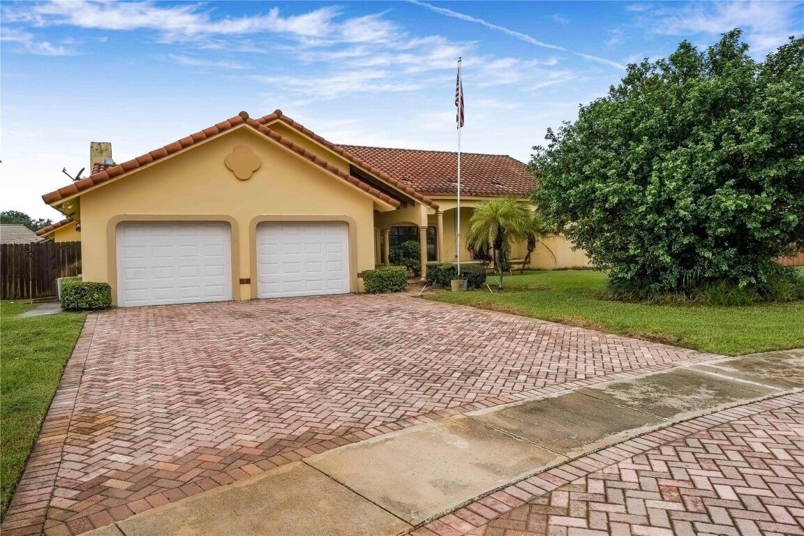 Property Photo:  1721 NW 96th Avenue  FL 33322 