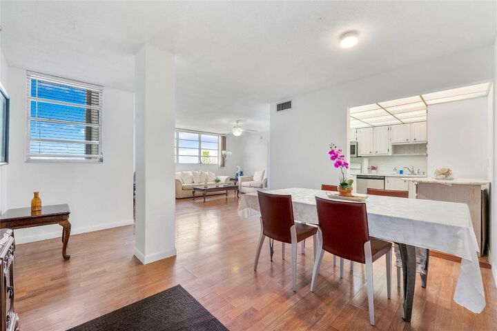 Property Photo:  1811 Jefferson Street 708  FL 33020 