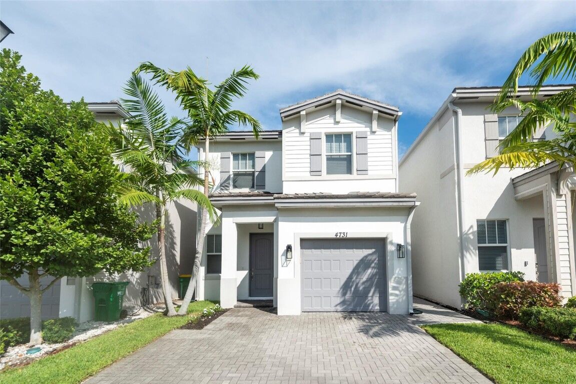Property Photo:  4731 NW 48th Terrace  FL 33319 