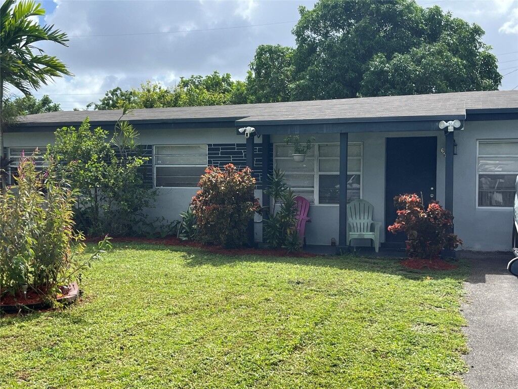 Property Photo:  6930 SW 24th Court  FL 33023 