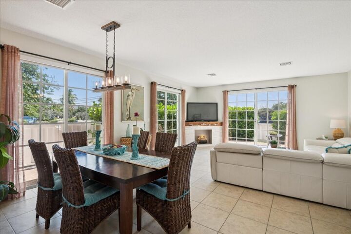 Property Photo:  2325 SE 5th Street  FL 33062 