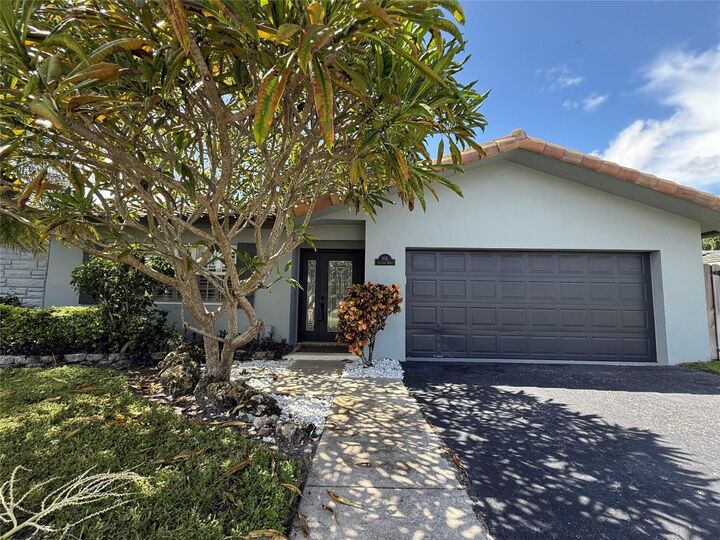 Property Photo:  105 Orchard Ridge Lane  FL 33431 
