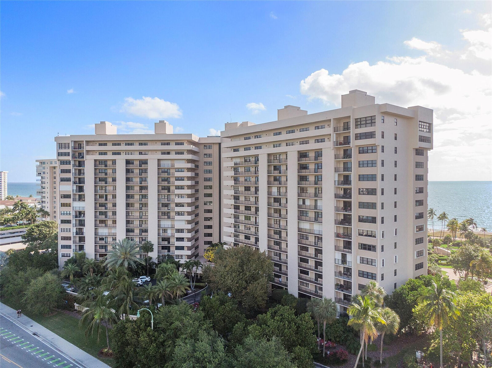 Property Photo: 5100 N Ocean Boulevard 1504 FL 33308