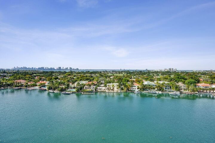 Property Photo:  5660 Collins Ave 11E  FL 33140 