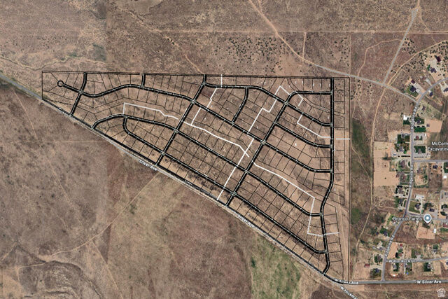 Property Photo:  E  UT 84071 