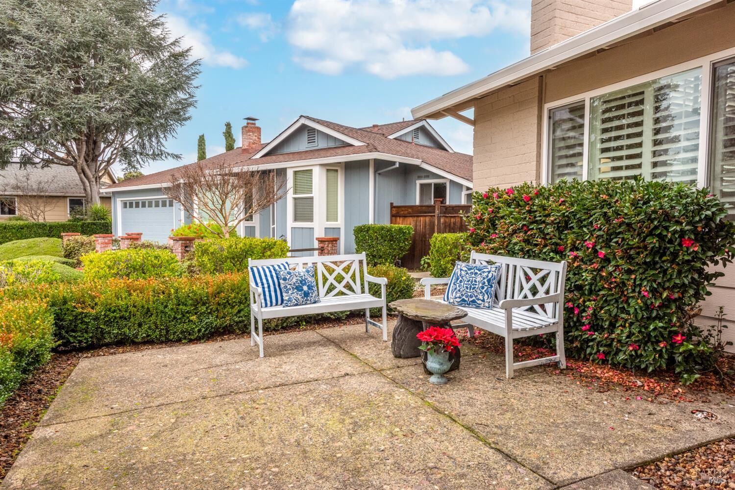 Property Photo:  8853 Oak Trail Court  CA 95409 