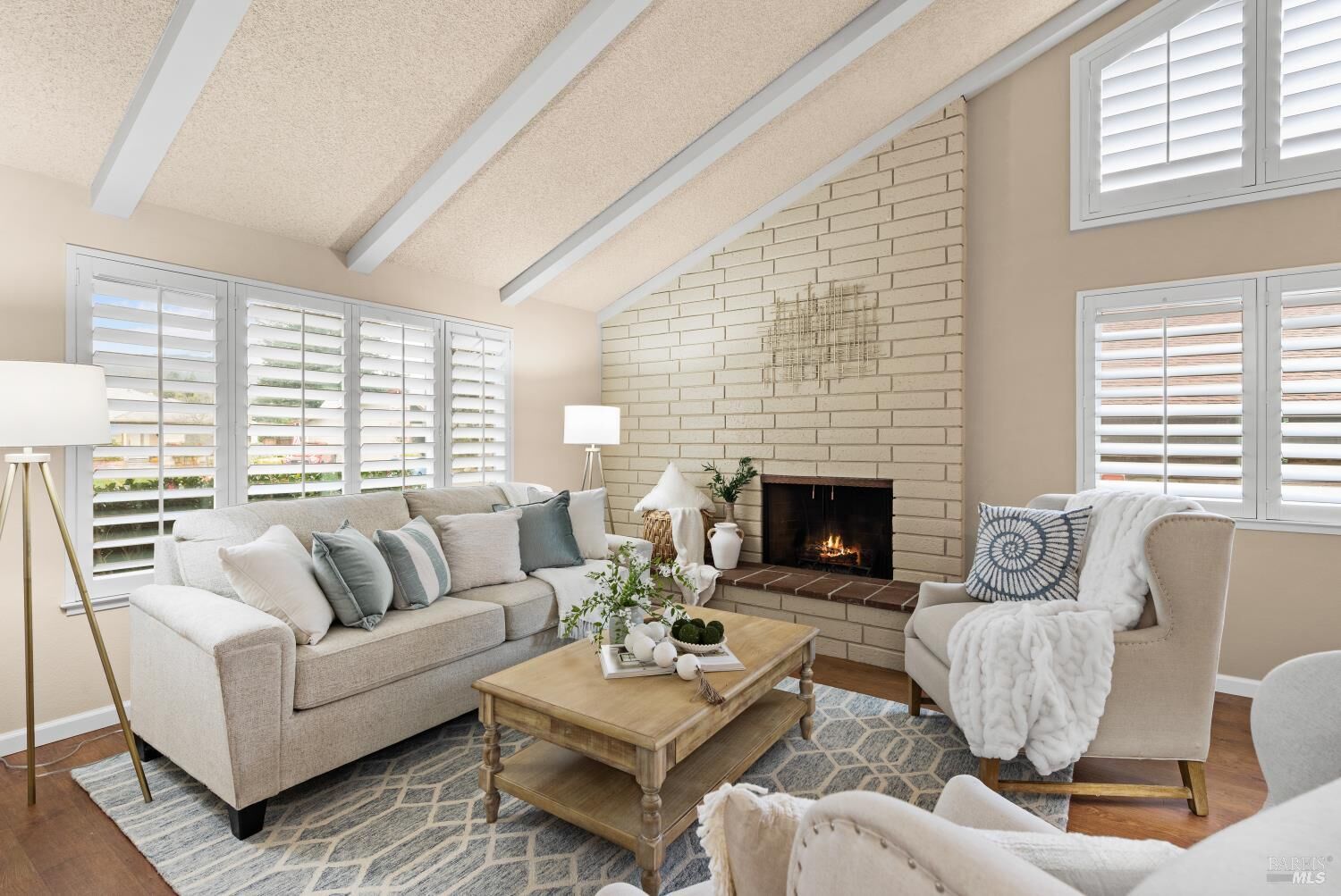 Property Photo: 8853 Oak Trail Court CA 95409