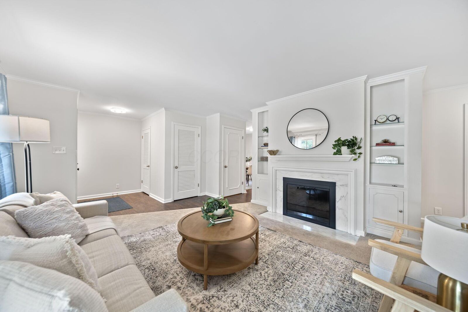 Property Photo:  1631 Roxbury Road  OH 43212 