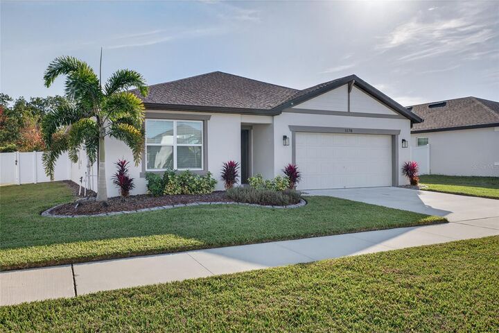 Property Photo:  1170 Michelangelo Lane  FL 33884 