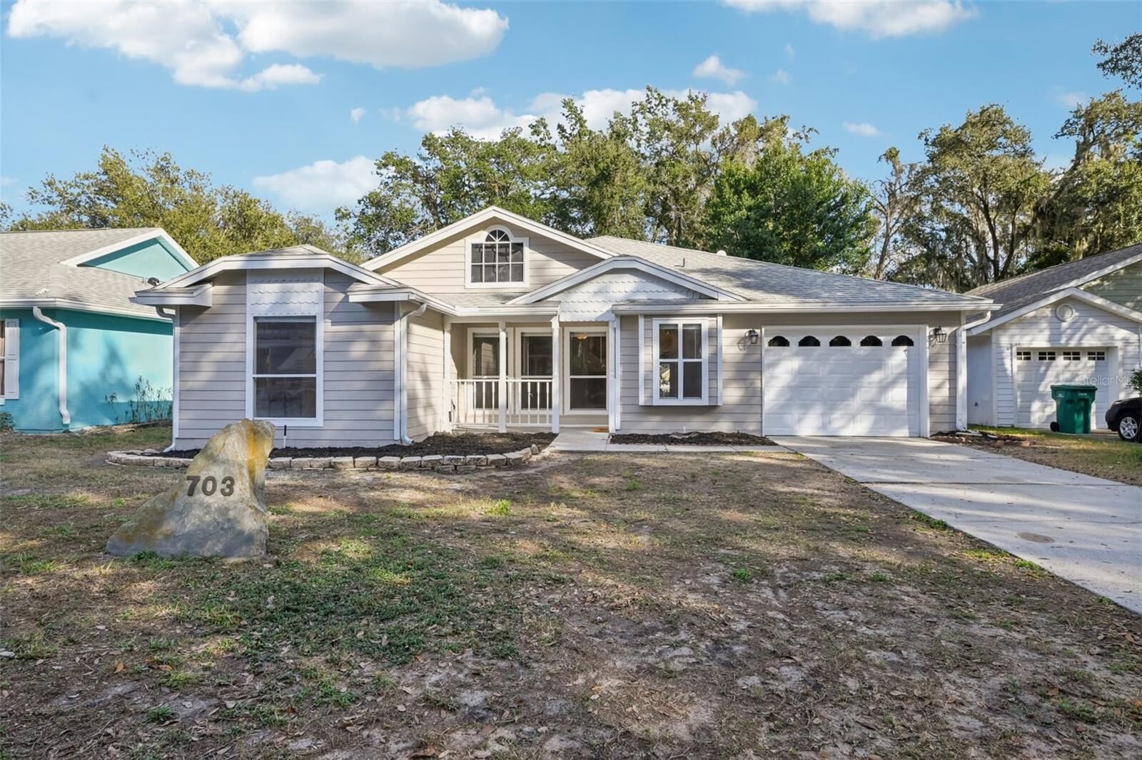 Property Photo:  703 Harvard Court  FL 32726 