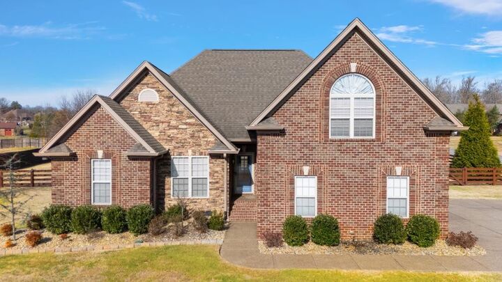 Property Photo:  701 Still Creek Way  TN 37087 
