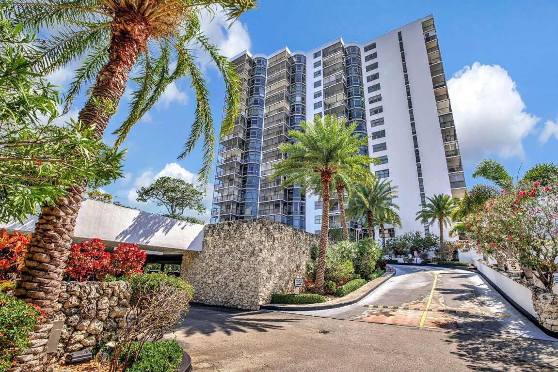 Property Photo:  3375 N Country Club Drive 207  FL 33180 