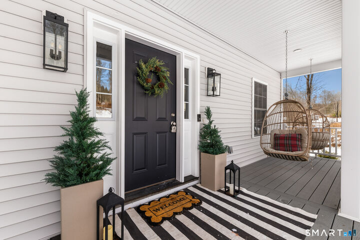 Property Photo:  811 Pucker Street  CT 06238 