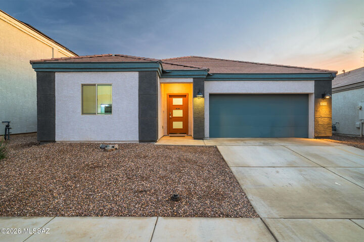 Property Photo: 12455 W Gini Lane AZ 85653