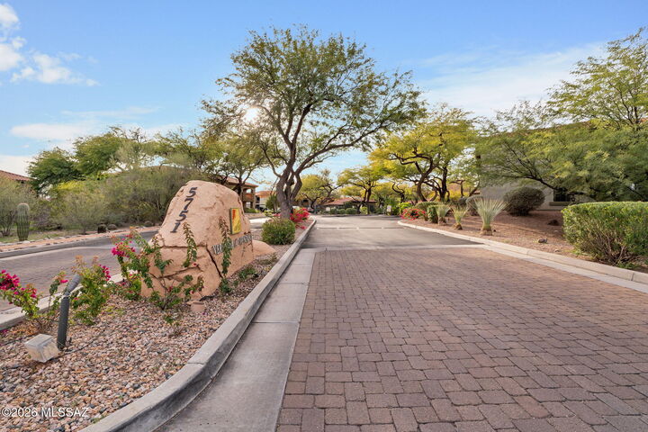 Property Photo:  5751 N Kolb Road 31202  AZ 85750 