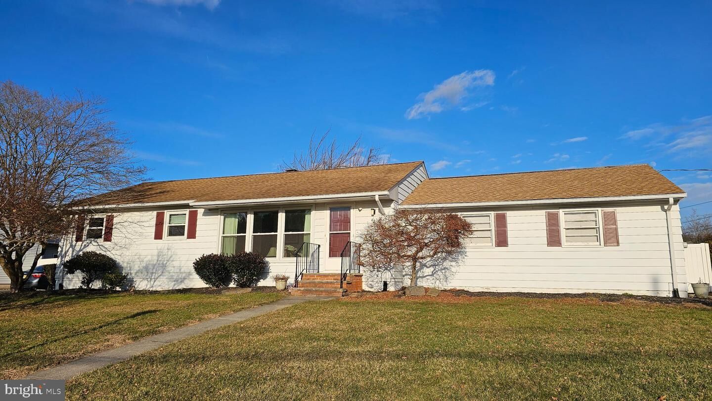 Property Photo:  42 Running Brook Road W  NJ 08638 