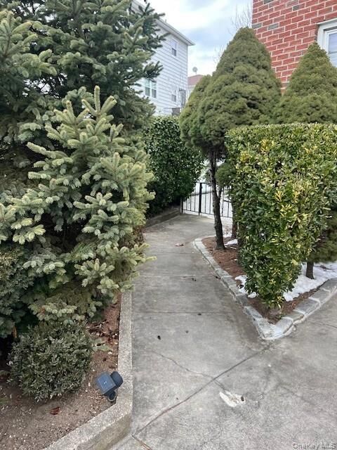 Property Photo:  433 Palmer Road Ground Floor  NY 10701 