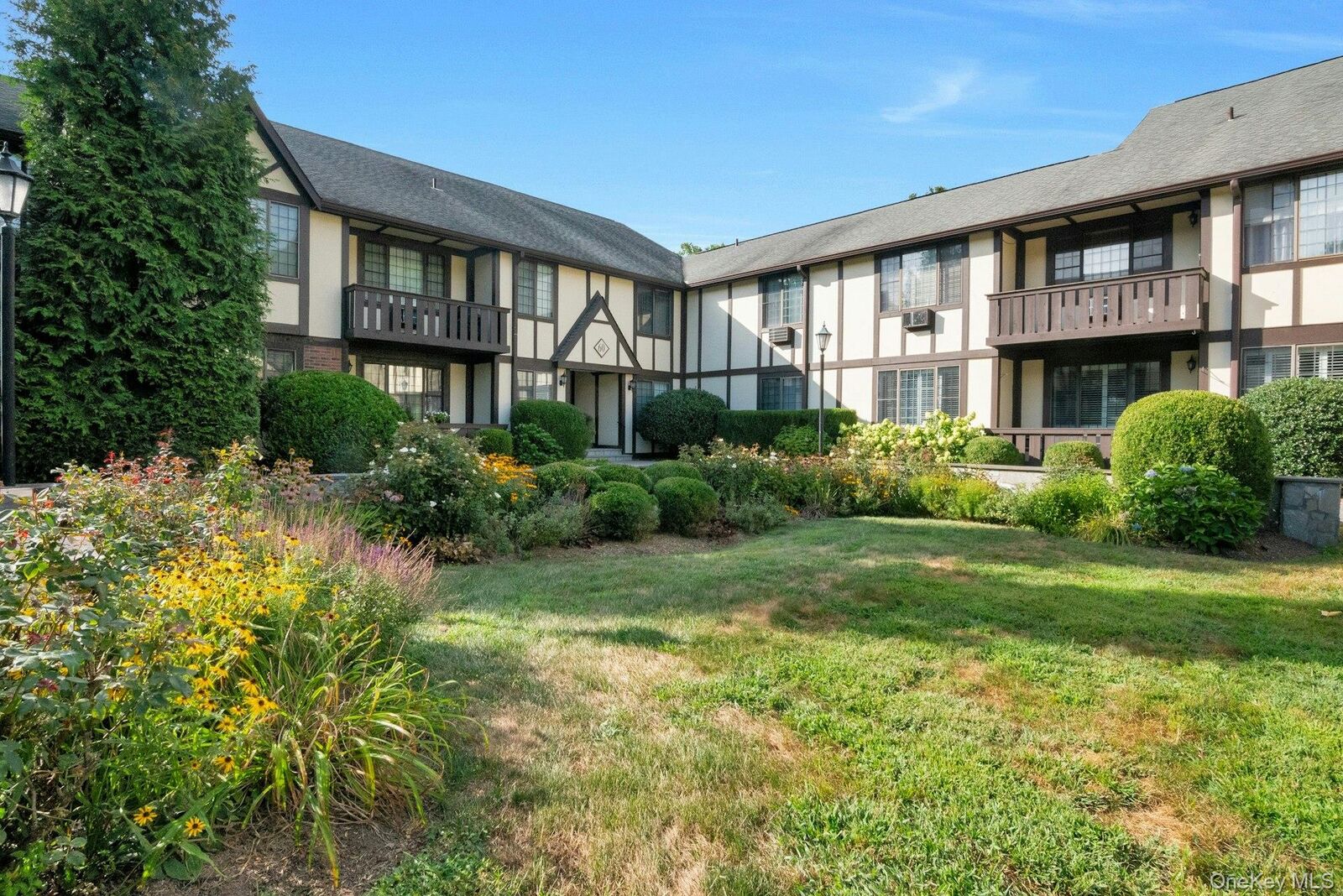 Property Photo: 60 Foxwood Drive 2 NY 10570