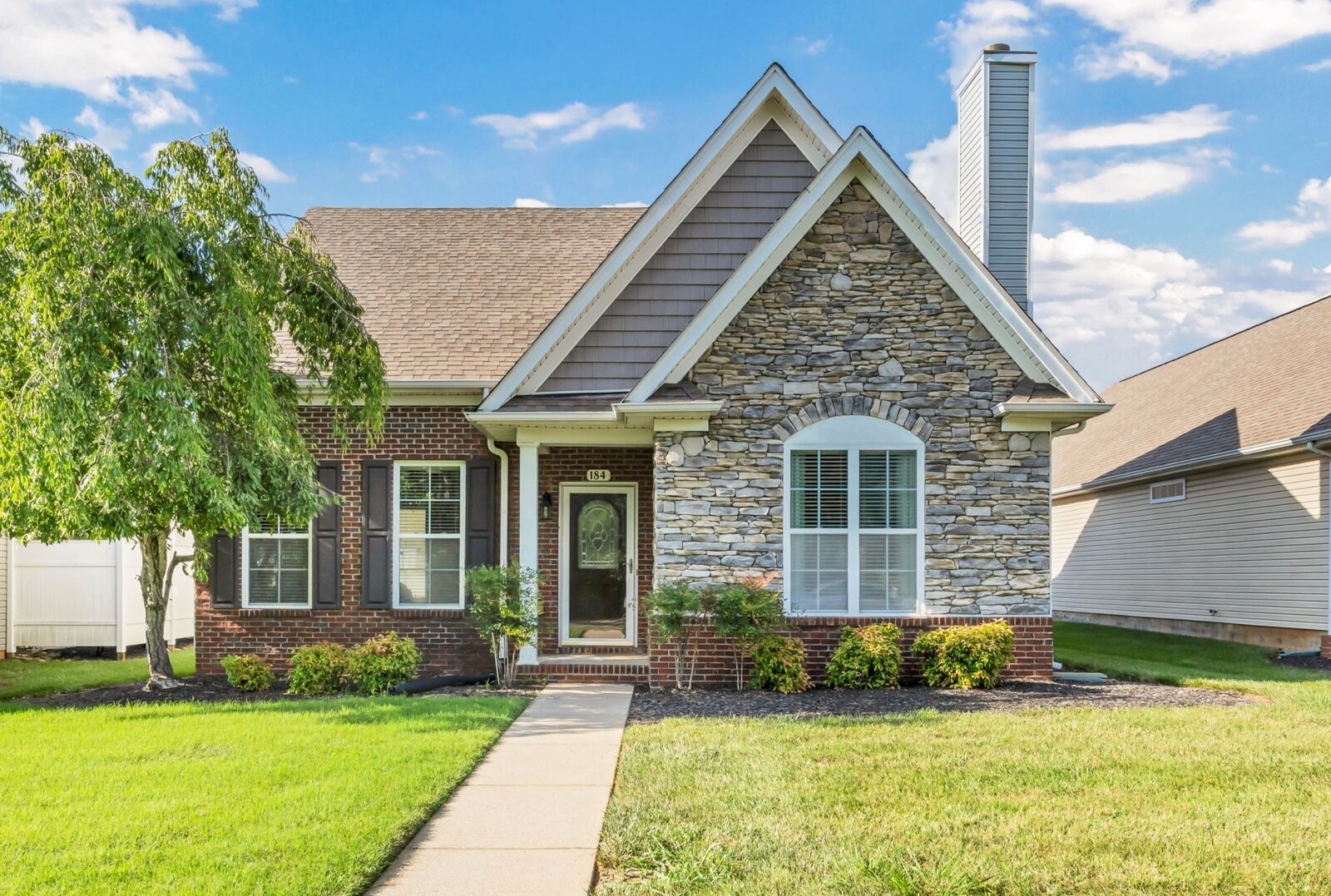 Property Photo:  184 Whitman Aly  TN 37043 